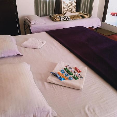 Debbhumi Regency Hotell Sāngla Rom bilde