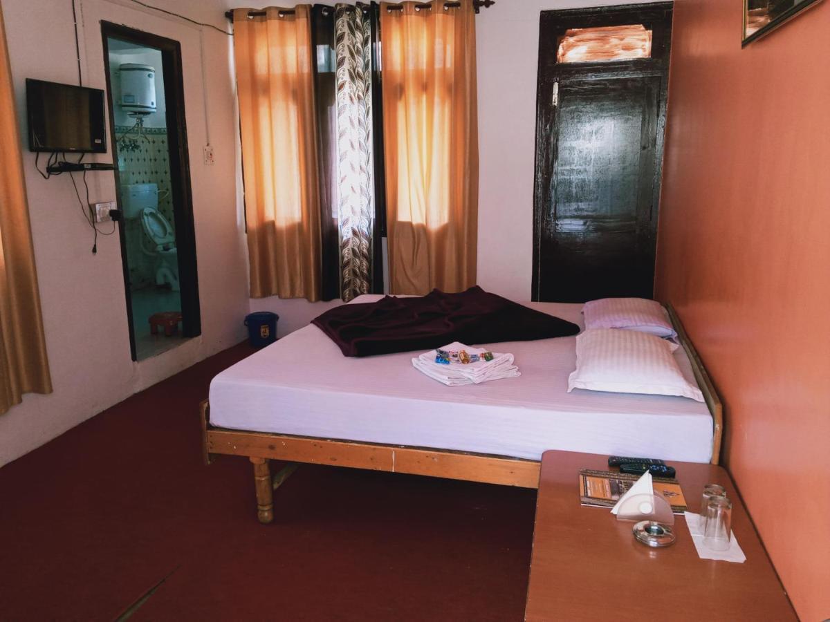 Debbhumi Regency Hotell Sāngla Eksteriør bilde